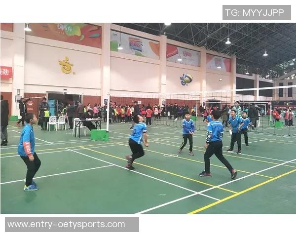 成都城北体育馆开设气排球培训班助力青少年体育发展